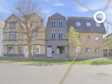Geschakelde Woning te koop in Moere