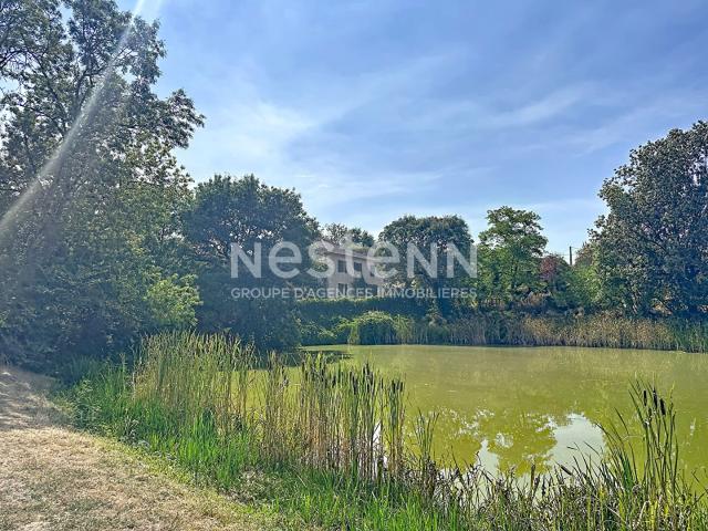 A vendre Maison Roquefort 6 pièces 143 m2 avec dépendances 143m² Roquefort