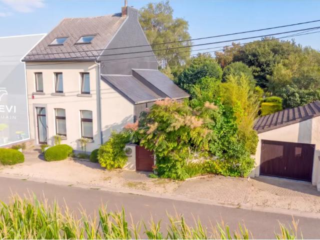 à vendre Maison Waremme Rue Amédée de Lantremange