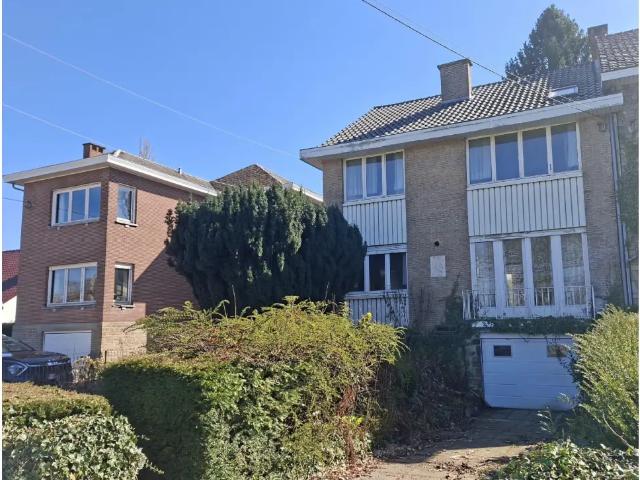 à vendre Maison Waremme Rue Edmond de Sélys Longchamps