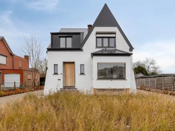 Geschakelde Woning te koop in 3980, Hasselt