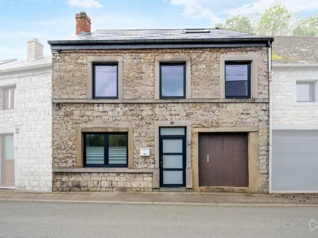 à vendre Maison Yves Gomezée Rue fontaine