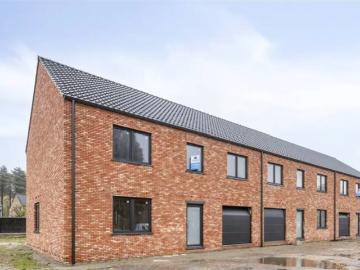 Geschakelde Woning te koop in Zolder
