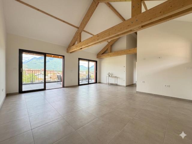 A VENDRE MARNAZ APPARTEMENT T4 89m2