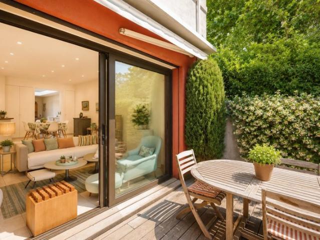 A vendre: Marseille Saint Barnabé Maison avec jardin bureau et double garage