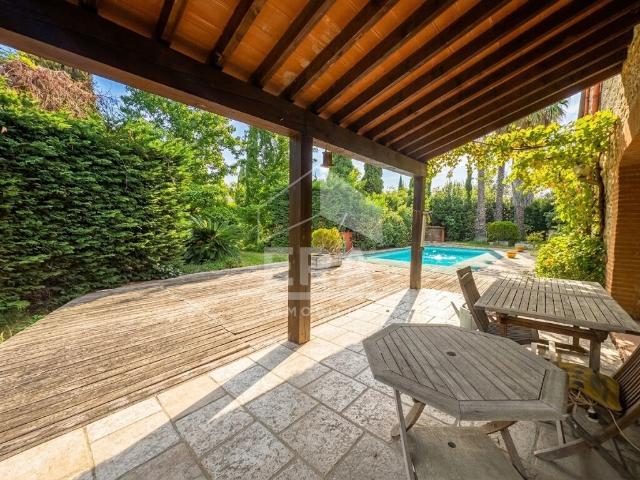 A VENDRE MAS DE CARACTERE A CABESTANY, 330 M2 HABITABLE,PISCINE ET INTIMITE ABSOLUE