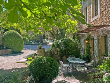 A vendre Mas du XVIème siècle au coeur du Luberon 400m² Bonnieux