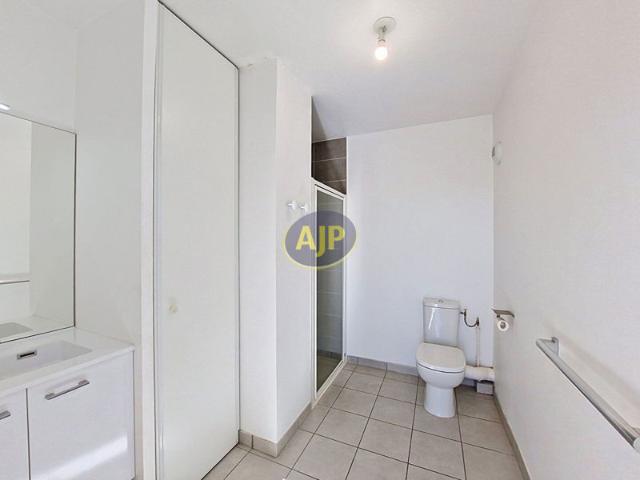 A vendre Mérignac Capeyron appartement T2 45m² avec 25m² de terrasse dernier étage