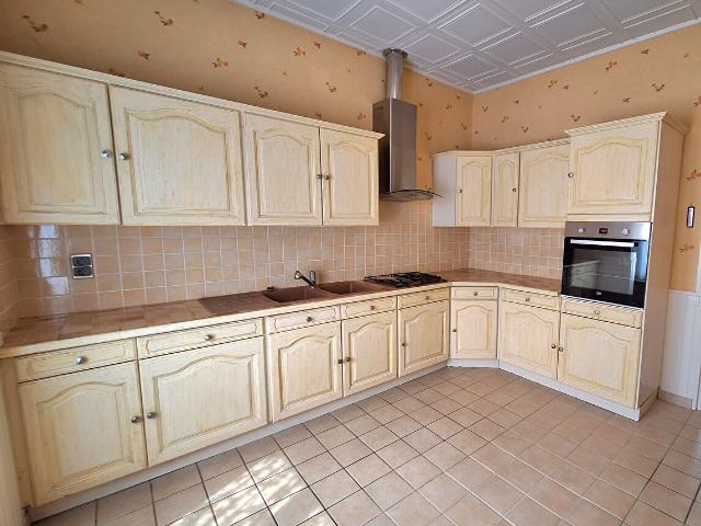 A vendre Montluçon Maison 5 pièce s 116 m2 habitable de plain pied Proximités de toutes les commodités !