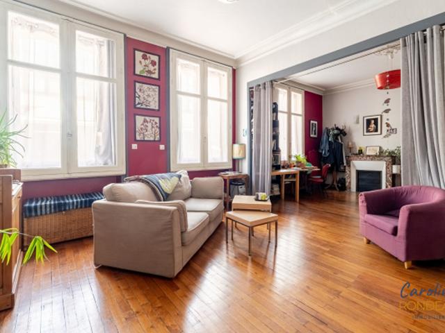 A vendre Nantes Hauts pavés appartement avec jardin
