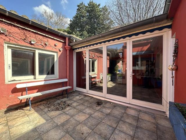 A VENDRE NIMES MAISON ROUTE DE BEAUCAIRE
