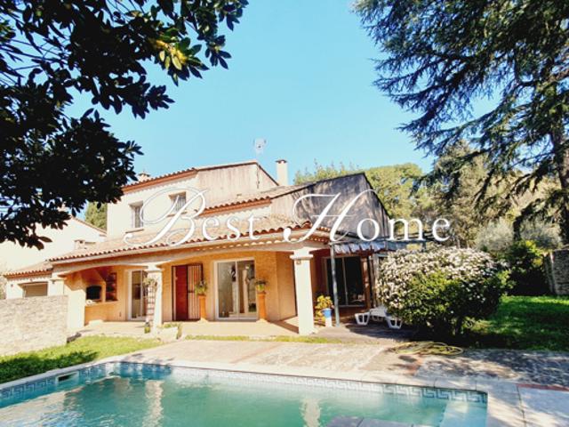 Vente Maison de ville de type 4 avec jardin, piscine à NIME