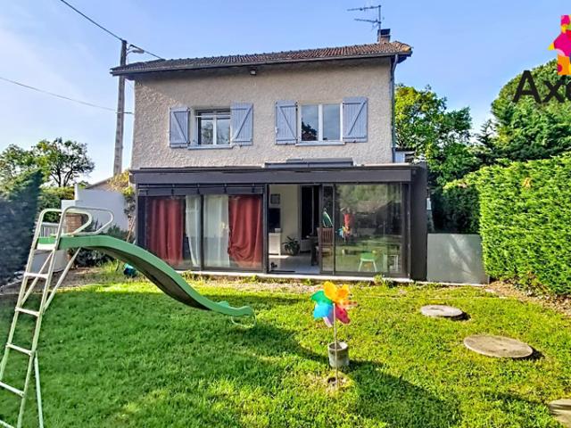 A VENDRE NOALHAT MAISON FAMILIALE AVEC PISCINE