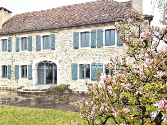 À vendre Orthez Propriété du 18ème siècle sur parc de 2 hectares
