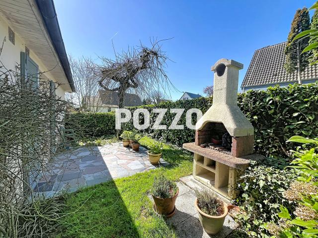 A VENDRE, PAVILLON SUR SOUS SOL AVEC VIE DE PLAIN PIED à ETOUVY 14350