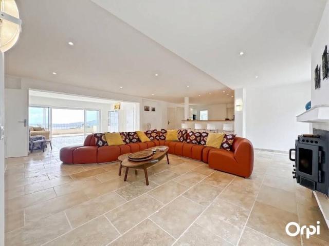 À Vendre Penthouse 180 m2 La Croix Valmer Vue Mer
