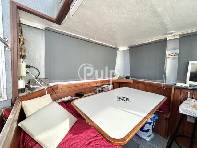 À VENDRE PÉNICHETTE 9M SUR 3M ACCÈS SÉCURISÉ