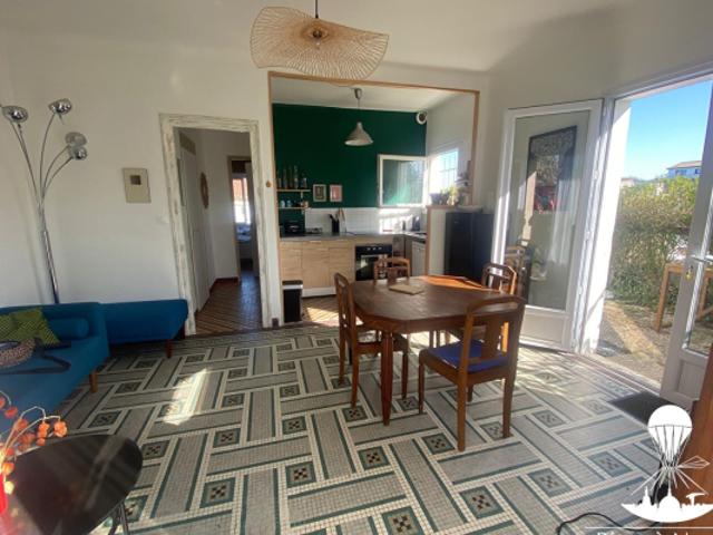 A vendre petite maison de bord de mer