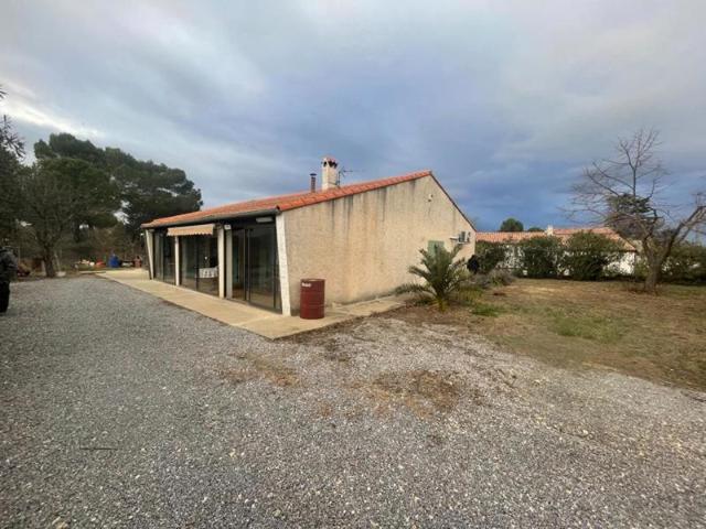 A vendre proche Lédignan, village de Cardet sur les hauteurs, villa 5 pièce s 140 m2 sur terrain 1631 m2