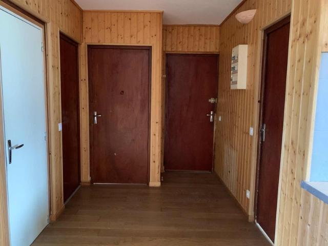 À vendre – Propriété 1 Appartement T3, 1 Studio, Grand garage LUS LA CROIX HAUTE
