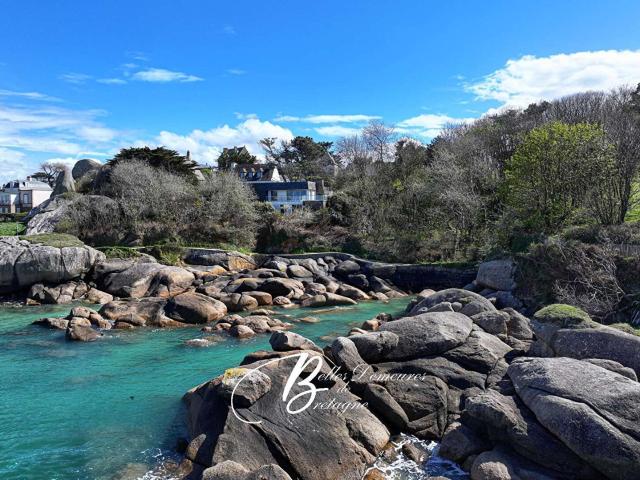 A vendre propriété d'exception Côtes de Granit Rose Bretagne 182m² Perros Guirec