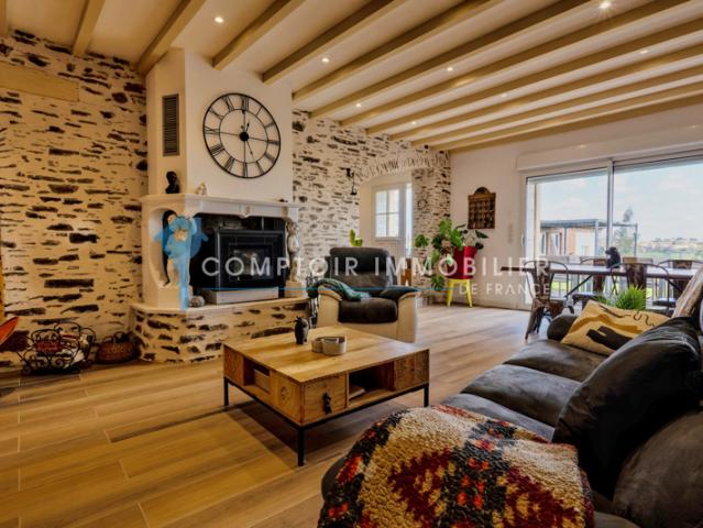 A VENDRE Propriété de caractère 158m2 SAINT JOSEPH