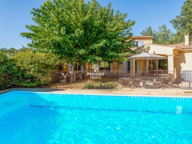 A Vendre Propriété De Charme Avec Piscine Au Cur De Roussill. 220m² Roussillon
