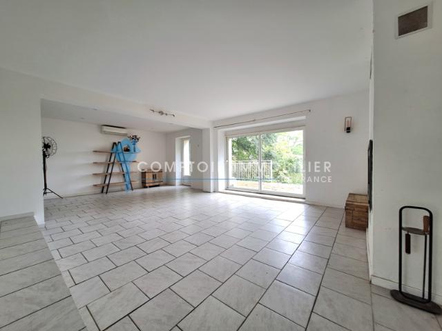 A VENDRE Puylaurens 81 Ferme isolée et rénovée, 5 chambres