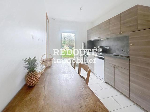 Maison 6 pièces familiale avec cour et jardin Reims Rosnay