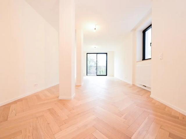 à vendre Rez De Chaussée Forest Avenue des Villas