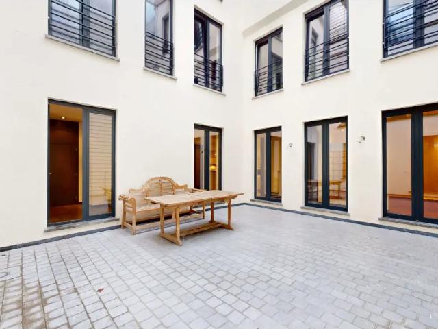 à vendre Rez De Chaussée Ixelles Rue de Hennin