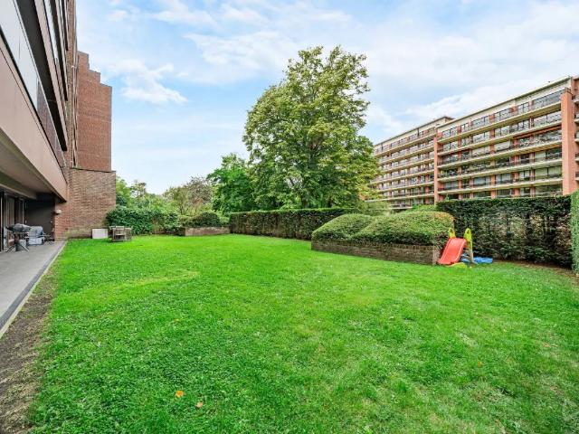 à vendre Rez De Chaussée Uccle François Folie