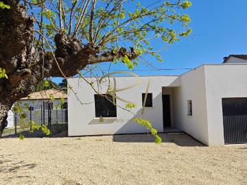 A Vendre Ruoms Maison Plain Pied Toit Plat 84m² Ruoms