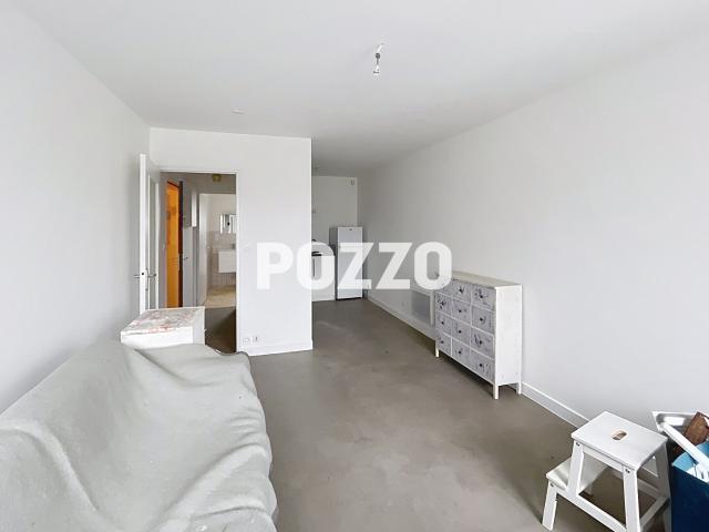 A vendre Saint Hilaire Du Harcouet Appartement 1 pièce s 28m2