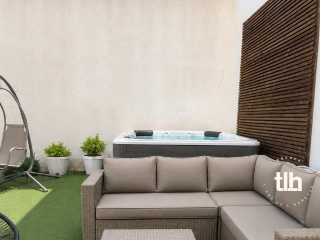 À vendre Saint Jean de Védas: Maison de caractère de 172m. 172m² Saint Jean de Védas
