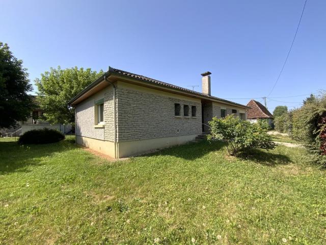 A vendre, secteur Vayrac, maison de plain pied, bien agencée. 104m² Vayrac
