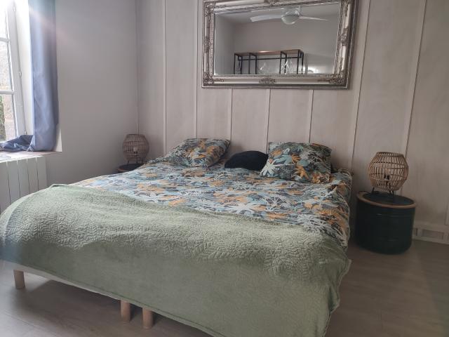 A VENDRE SOQUET IMMOBILIER APPARTEMENT GRAND T2 PORT DE DINAN