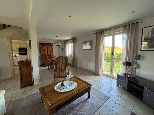 SOUS COMPROMIS SOQUET IMMOBILIER MAISON LANVALLAY