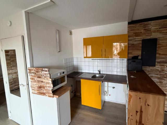 A vendre Spacieux studio de 37 m2 avec terrasse Bordeaux Caudéran
