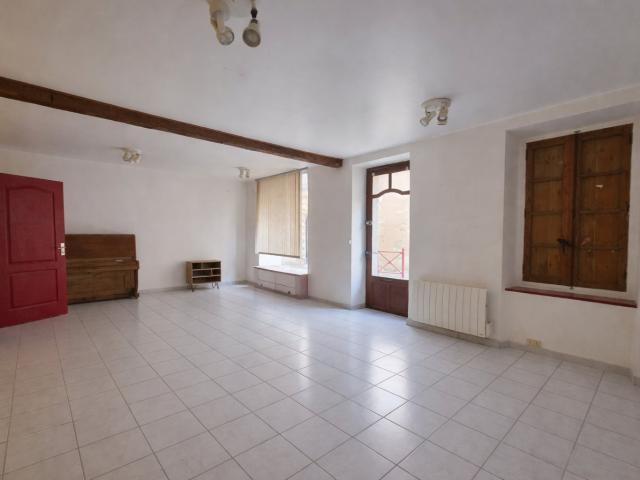 A Vendre St Chinian Immeuble De Rapport Compose De 3 Lot. 240m² Saint Chinian