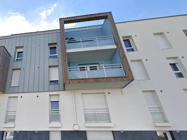 À vendre Studio 25 m2 avec grand balcon à La Rochelle qua