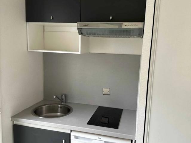 A VENDRE Studio 40 m² avec fort potentiel d’évolution en T2 – LA RICHE