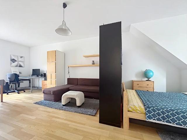 à vendre Studio Forest Rue Marconi