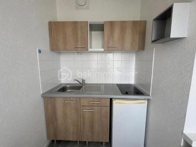 A vendre Studio rénové à Royan, à 700m de la plage
