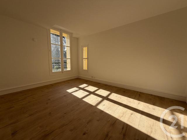 À VENDRE Superbe Duplex en plein cœur de Bagnoles de l'Orne. 106m² Bagnoles de l'Orne Normandie