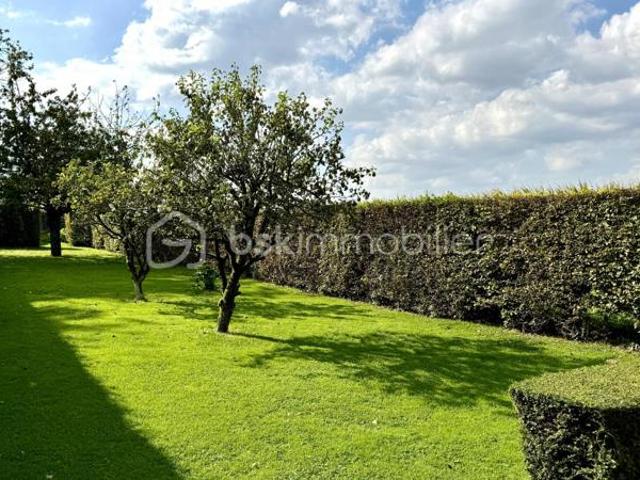 À Vendre Superbe Propriété de Charme à 15 min de Coulommiers + Dépendances
