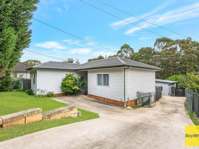 3 BEDROOM HOME WITH 3 BEDROOM GRANNYFLAT!