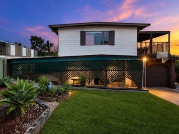 A View Worth the Address 950sqm of Opportunity