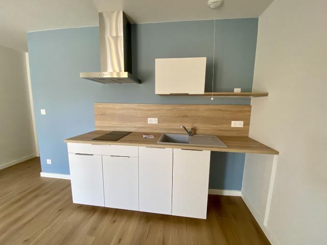 A VILLENEUVE SUR LOT, T2 DE 40M2 NEUF, AVEC TERRASSE ET PARKING