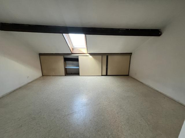 À Villeneuve Sur Lot, appartement 2 pièces en.